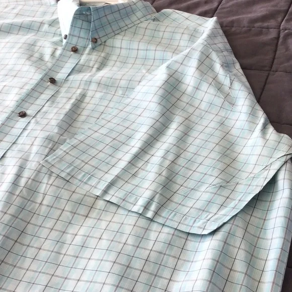 Short Sleeve Button Down Shirt - Picture 5 of 9